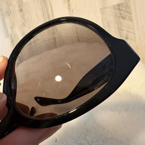 PRADA Round Sunglasses Black Frames Smoke Lens - Picture 11 of 14